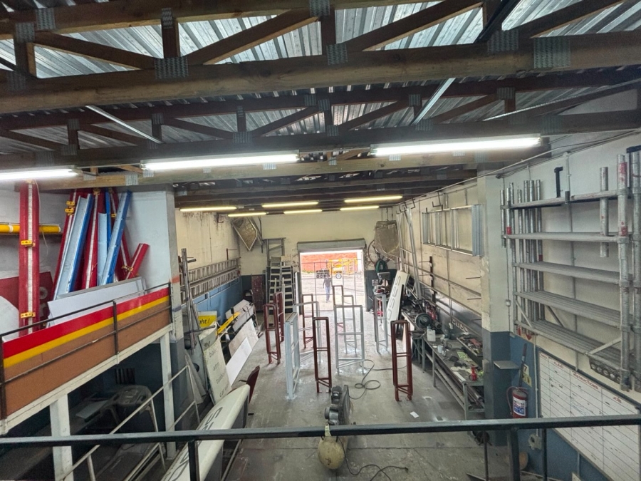 Commercial Property for Sale in Neave Industrial Eastern Cape